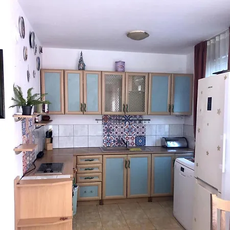 House In The Village In Bulgaria بيت للعطل